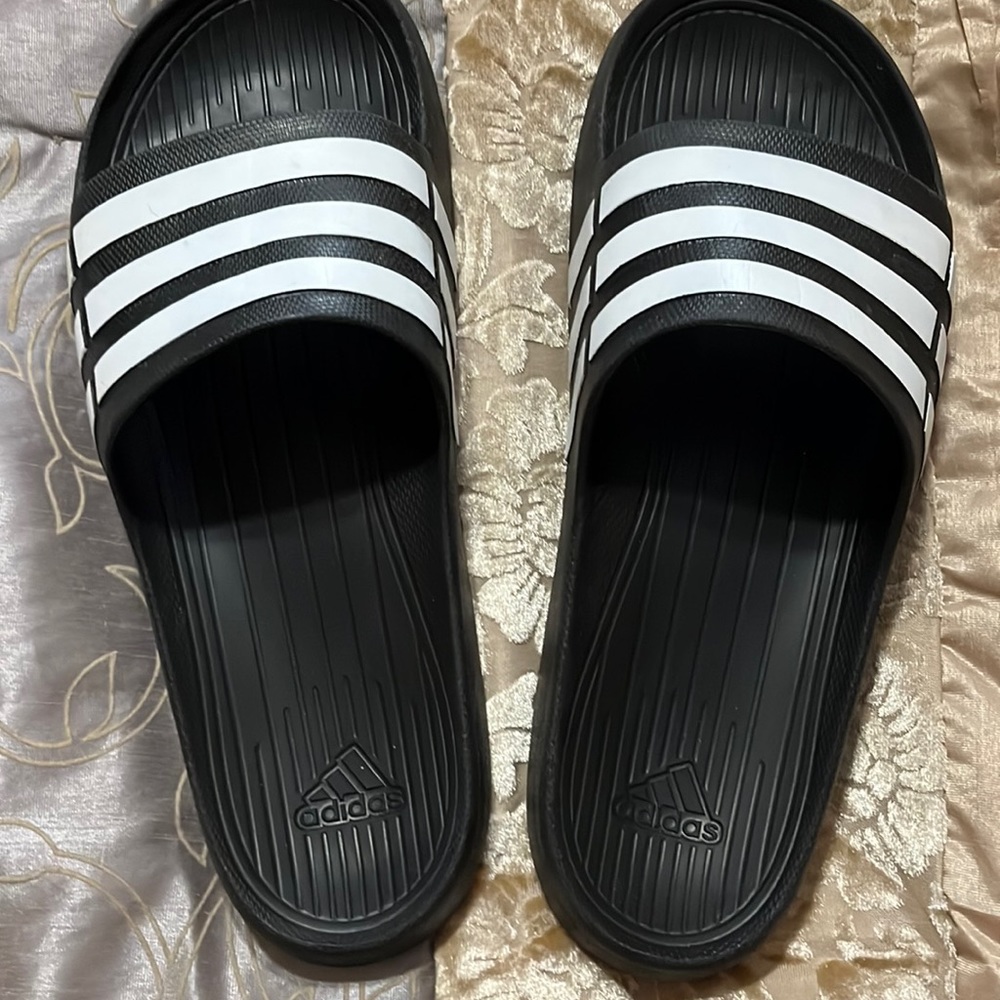 Adidas Men’s Slides. Size 12  Black and White